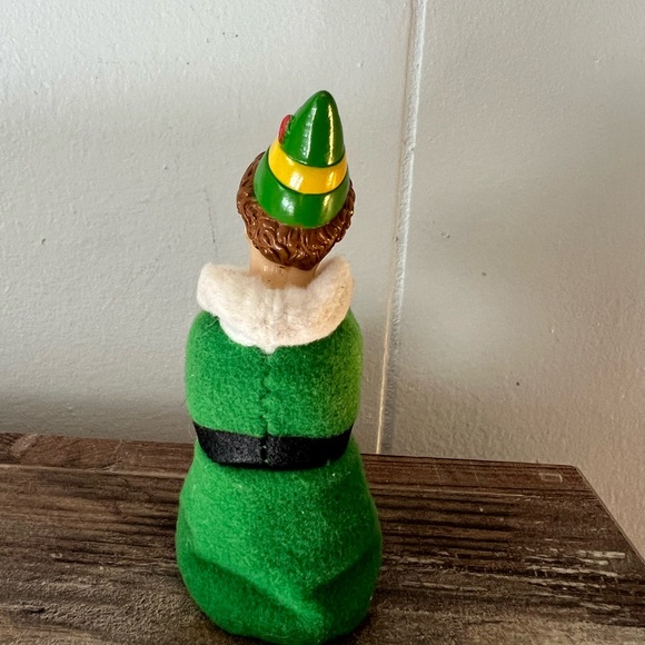 ELF - Picture 4 of 4